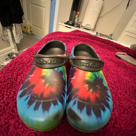 CROCS Shoes - Crocs sure lock tye dyed crocs